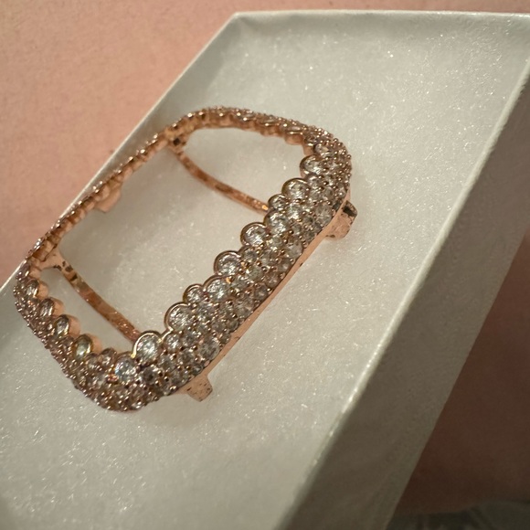 Rose gold apple watch bezel - Picture 2 of 5